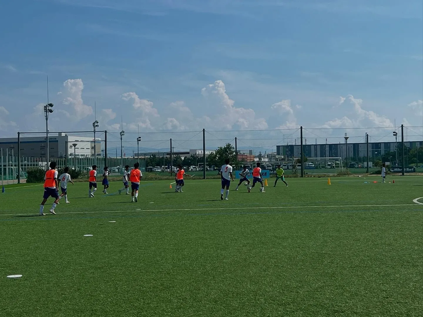 トロッポFC A.C.Sakai 合同でイタリア人コーチを招...