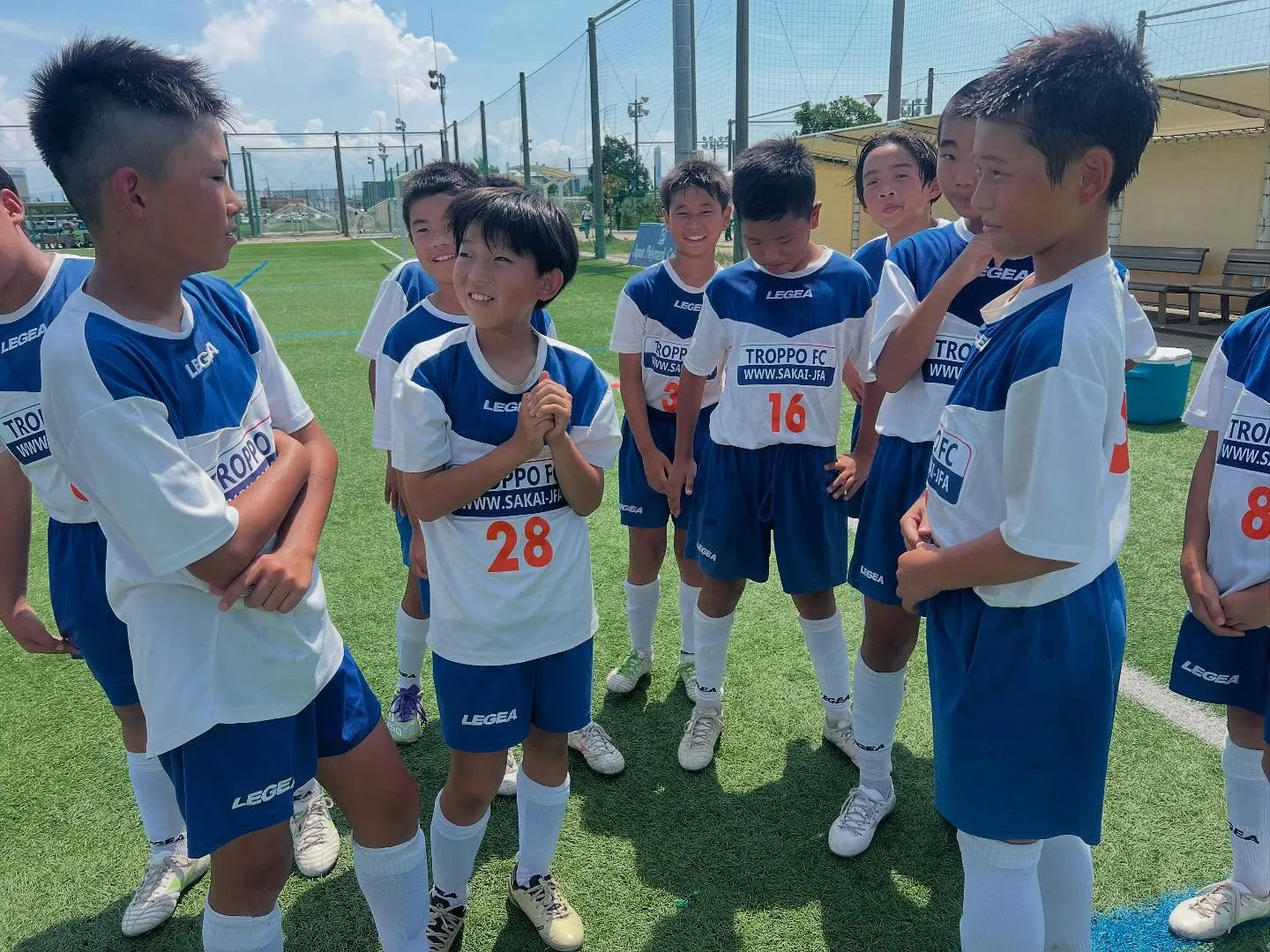 トロッポFC A.C.Sakai 合同でイタリア人コーチを招...