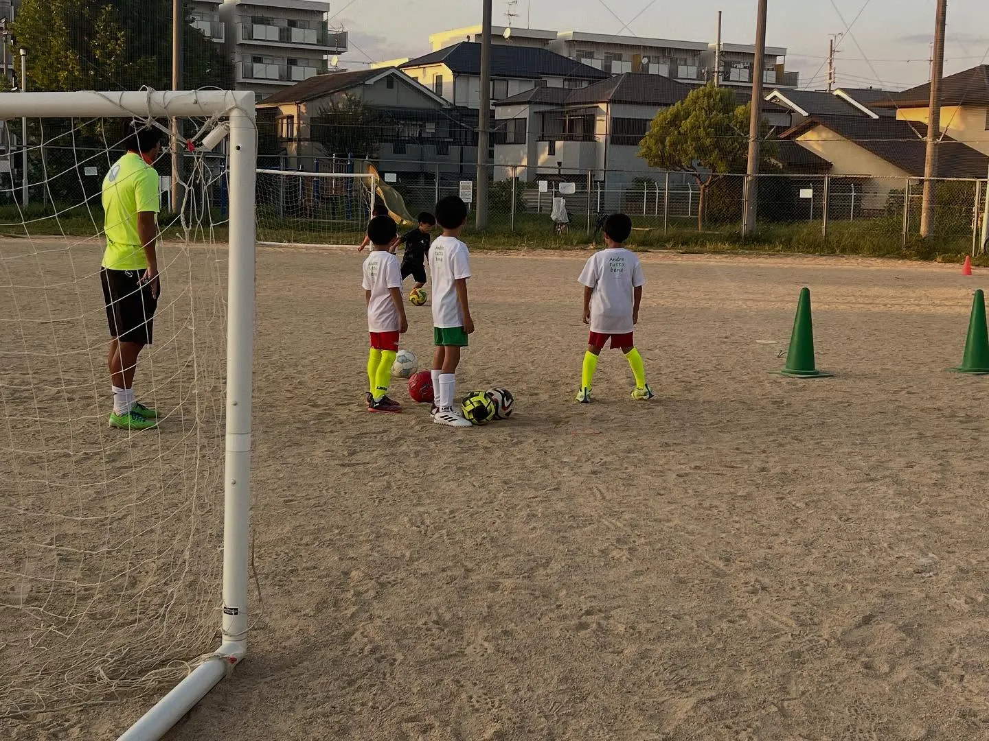 水曜日　尼池アカデミー