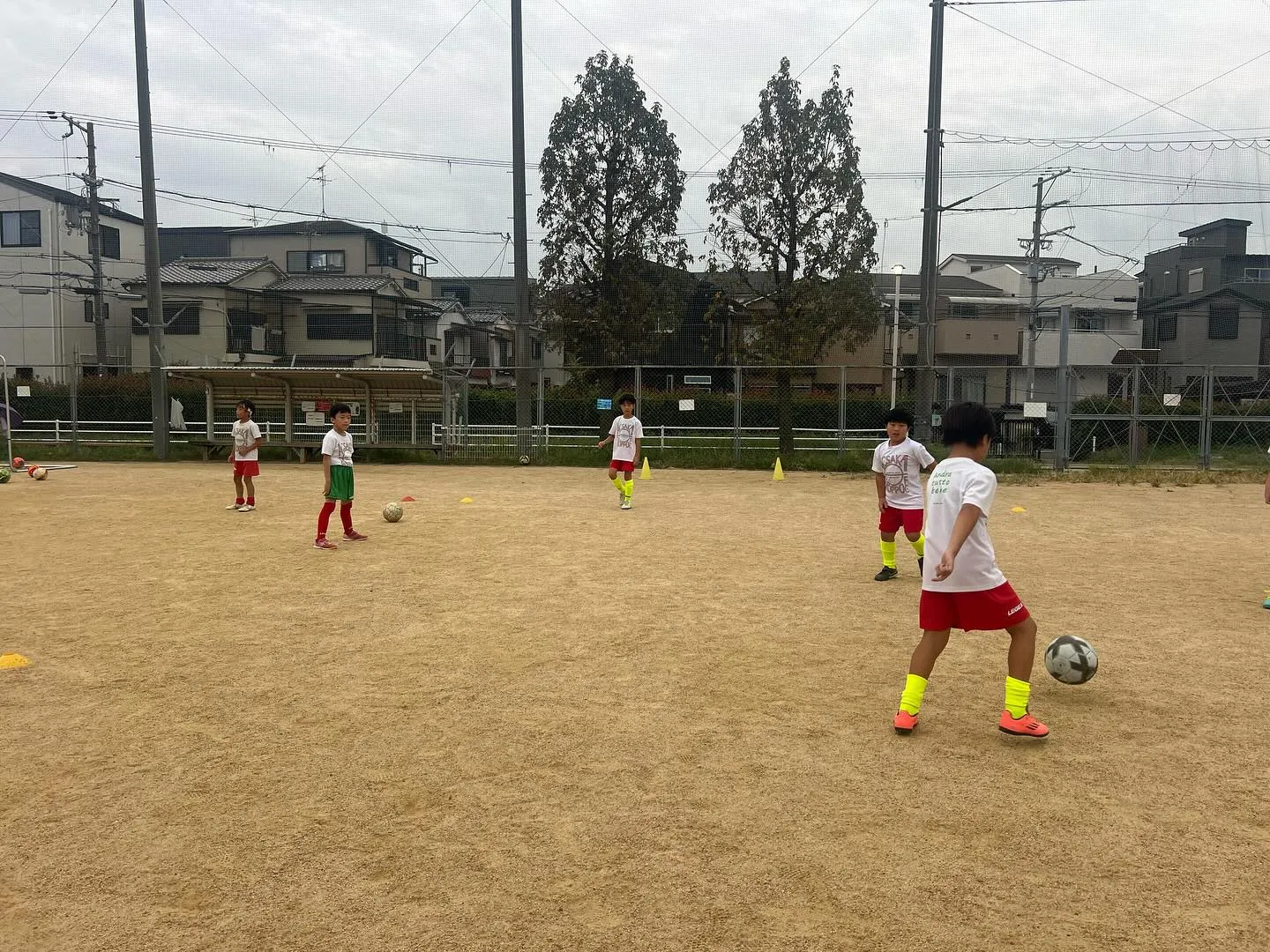 金曜日　尼池アカデミー