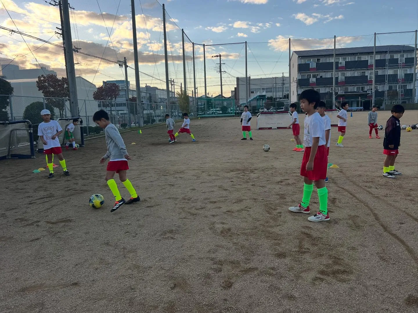 火曜日　緑ヶ丘アカデミー