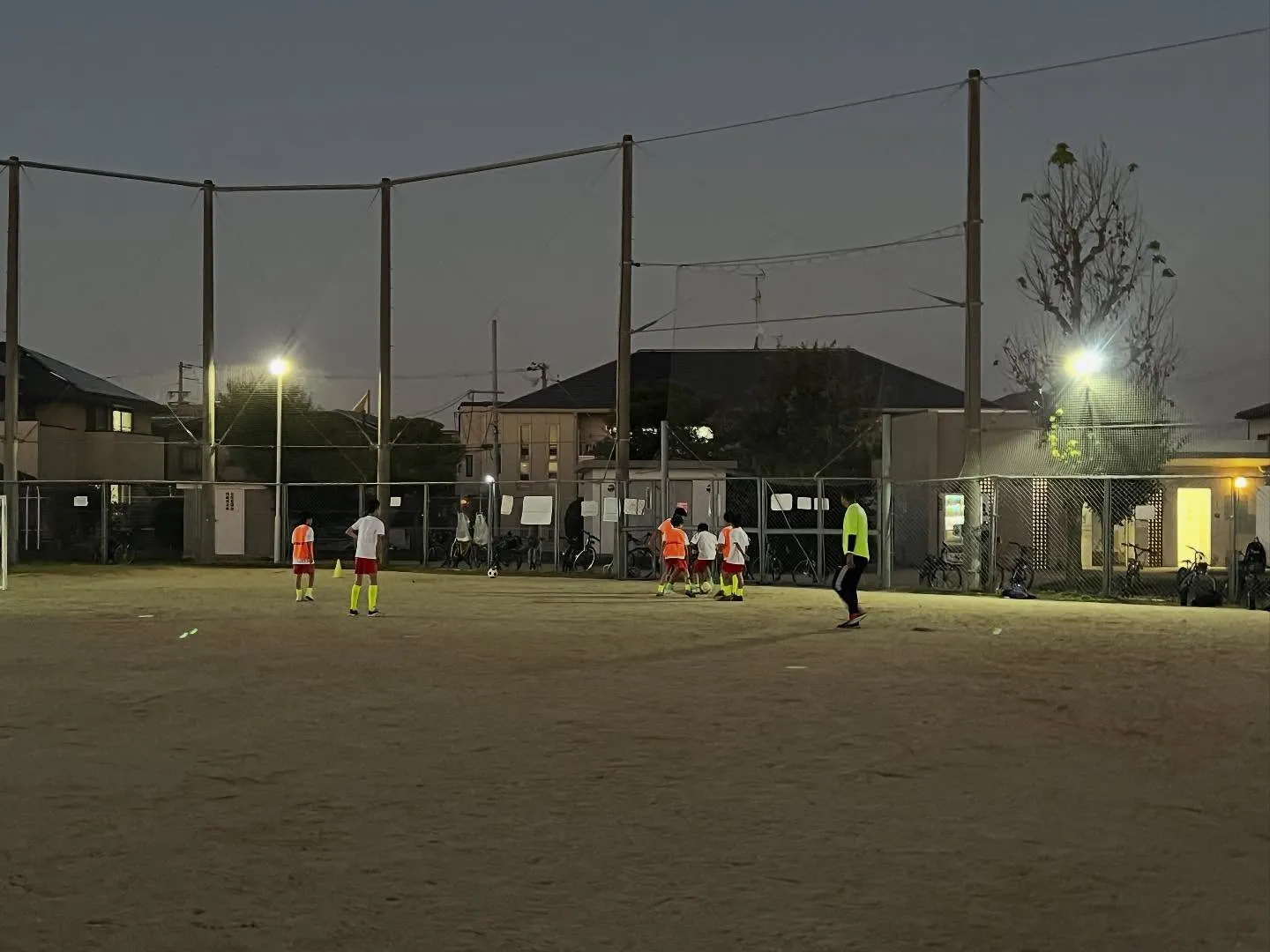水曜日　尼池アカデミー