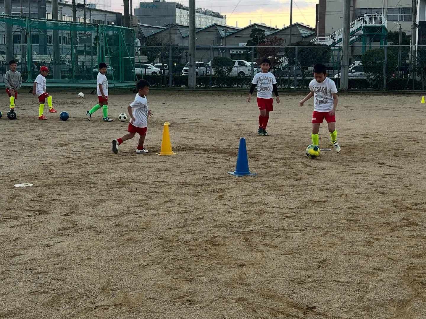 火曜日　緑ヶ丘アカデミー
