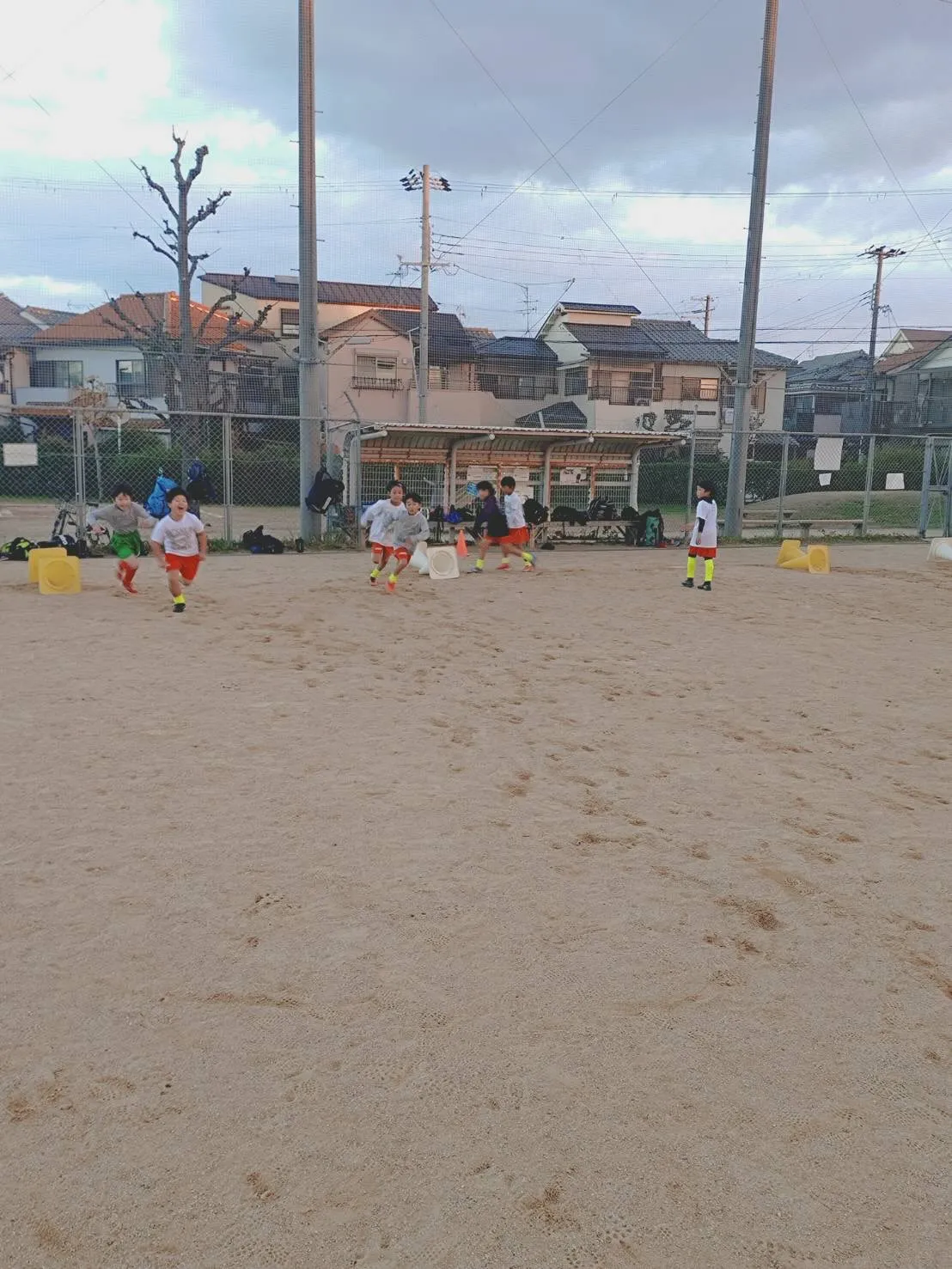 金曜日　尼池アカデミー