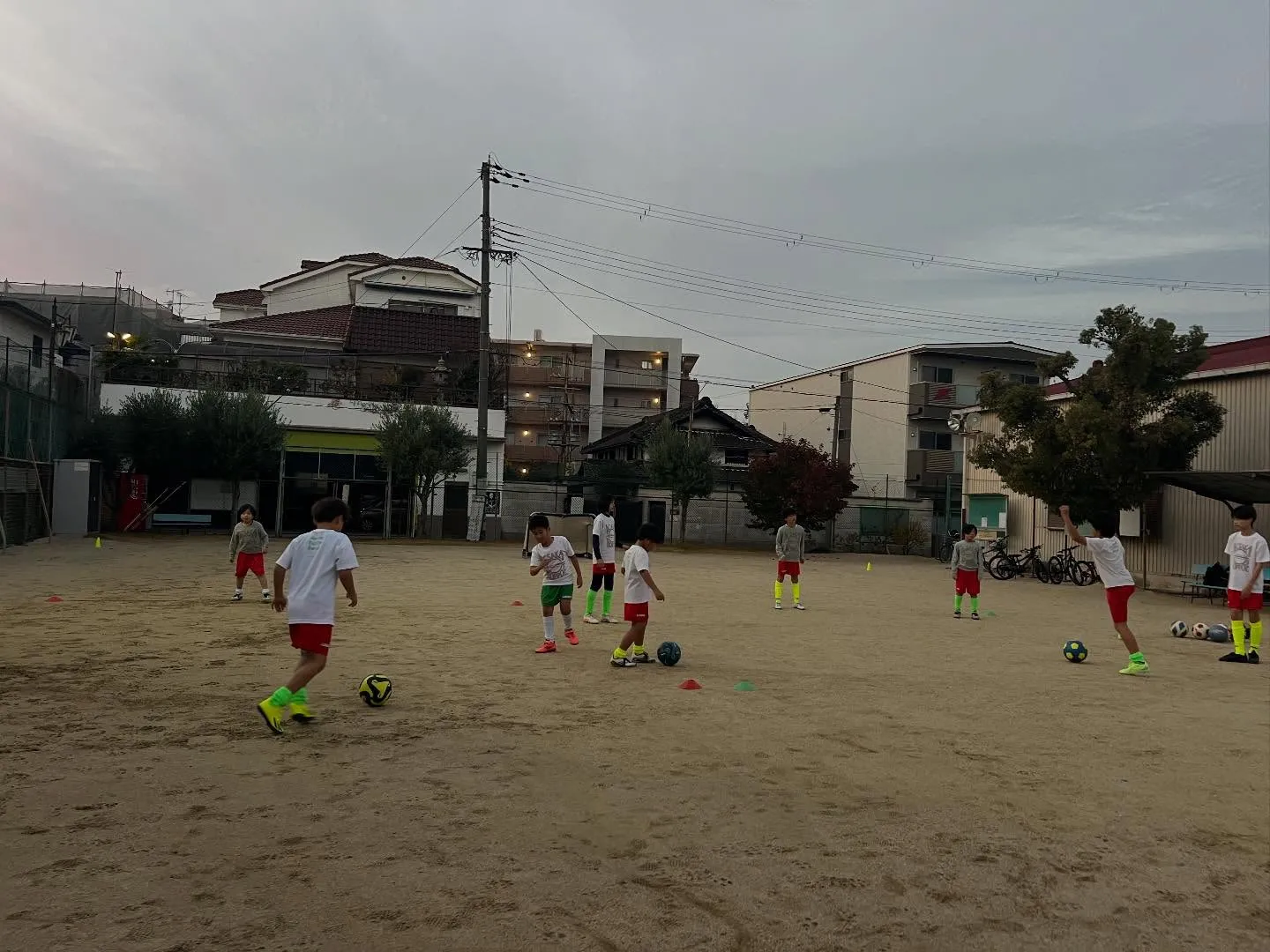 月曜日　浜石アカデミー