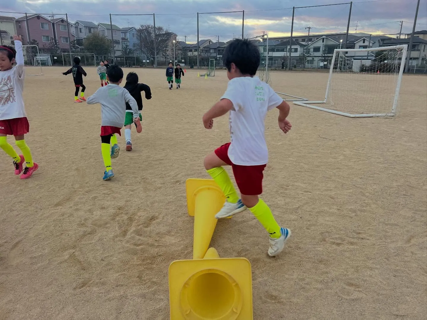 金曜日　尼池アカデミー