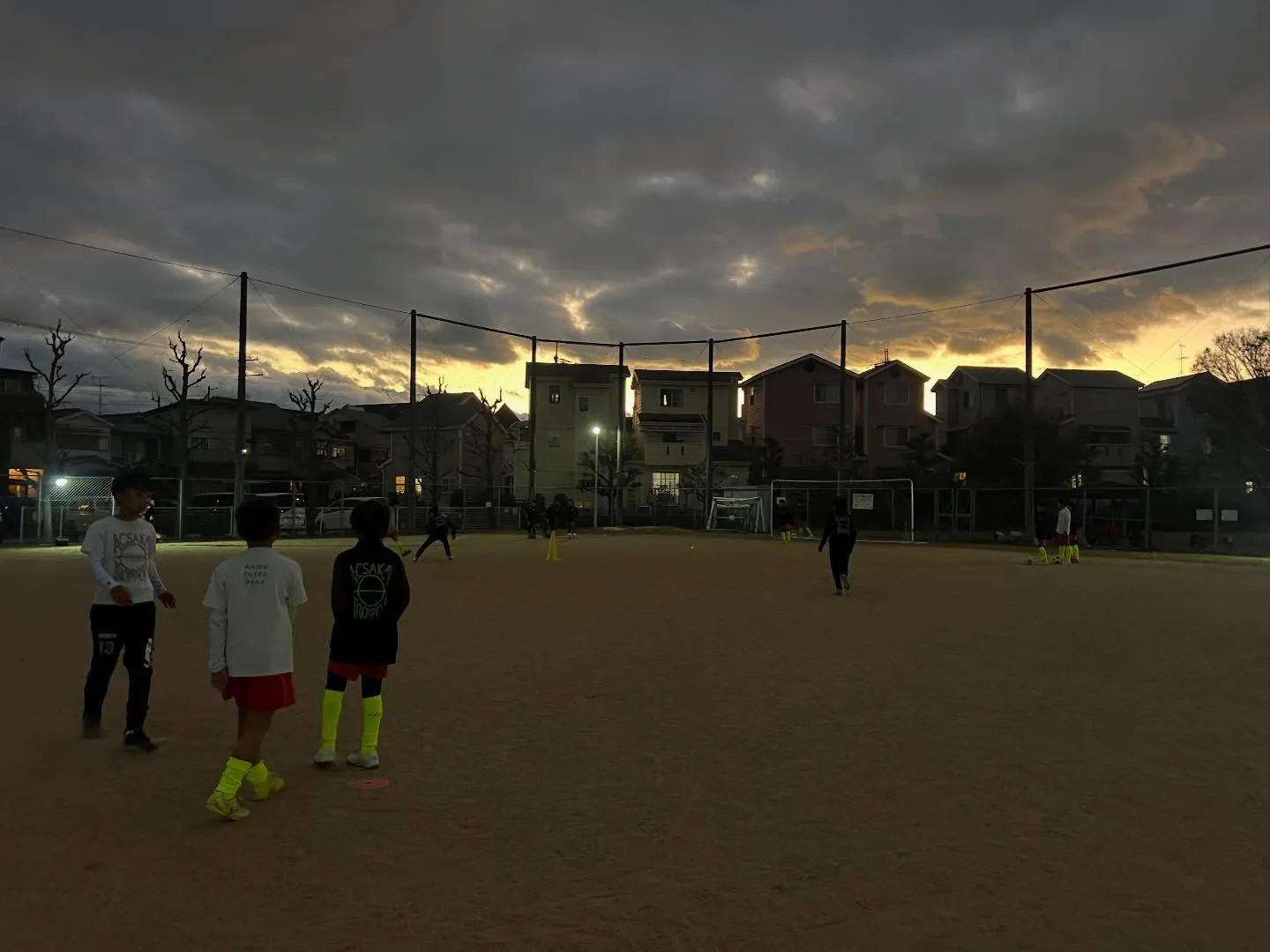 金曜日　尼池アカデミー