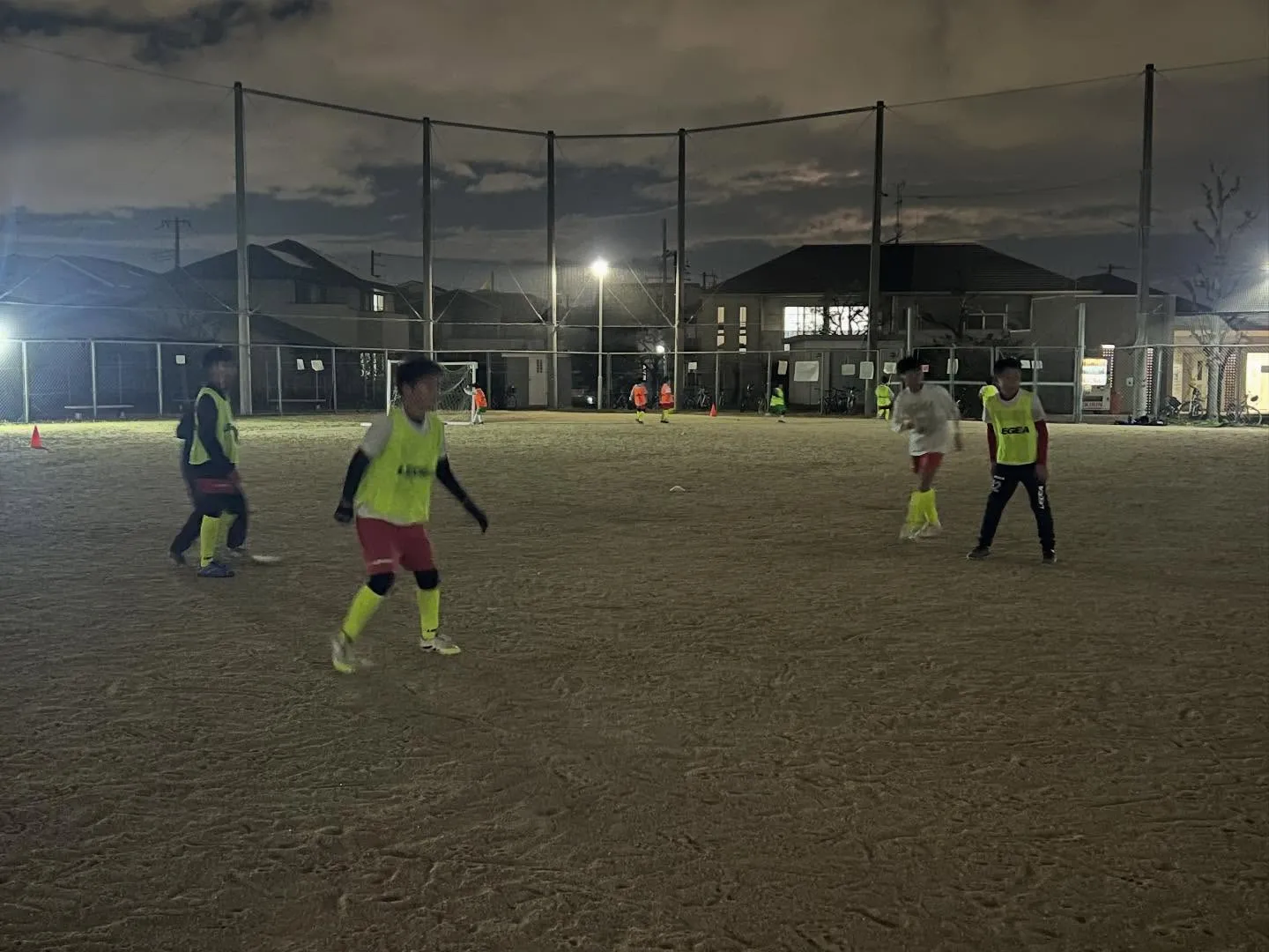 金曜日　尼池アカデミー