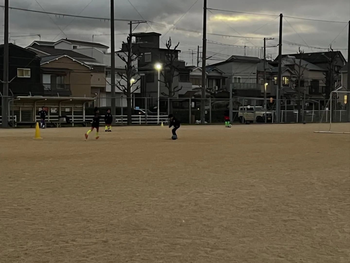 金曜日 尼池アカデミー