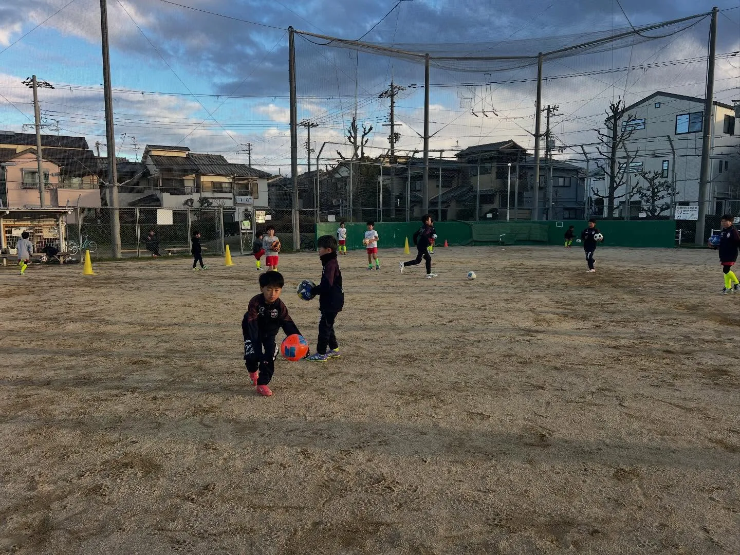 フリーアカデミー