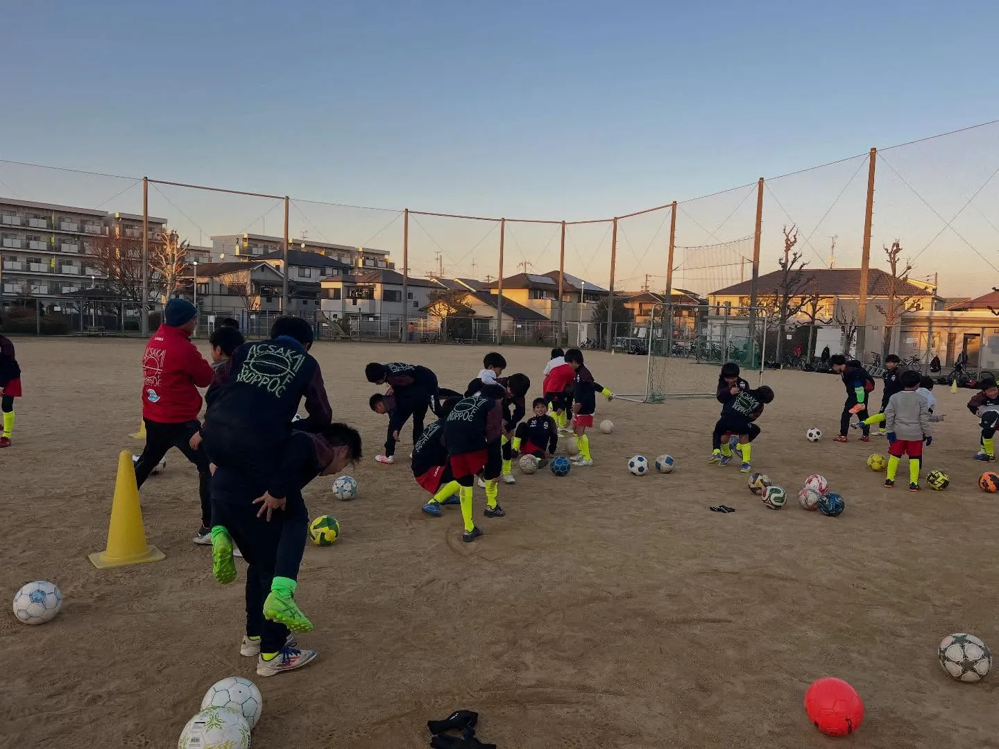 フリーアカデミー　