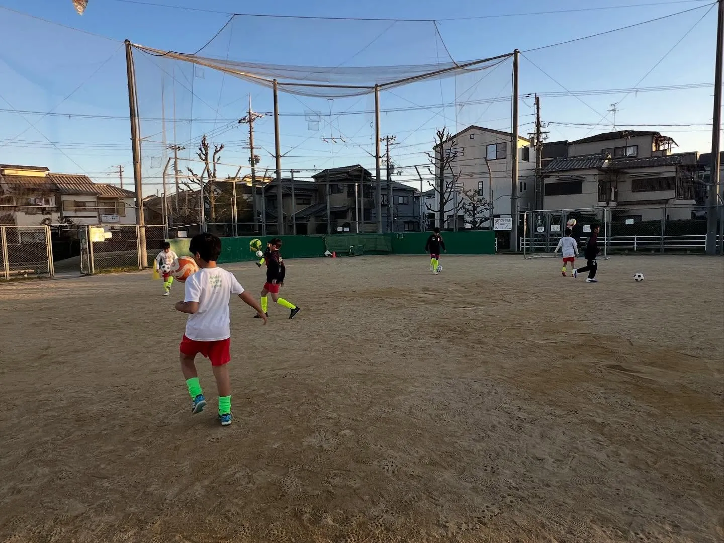 フリーアカデミー